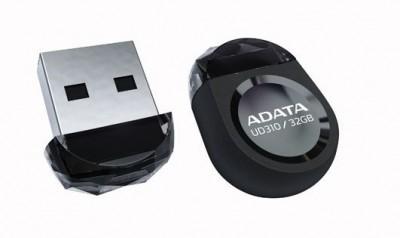 Memoria USB ADATA , 32 GB, USB 2.0, Negro UD310 AUD310-32G-RBKEAN 4713435796238UPC  - ADATA