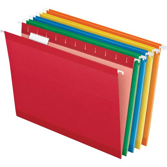 Folder colgante Pendaflex carta colores  Reforzados con polilaminado, etiquetas para jinetes, entintado mas claro en el interior, contiene 10% de fibras recicladas con 10% fibras post-consumo, colores: verde, azul, naranja, rojo y amarillo, caja con 25 piezas (5 de cada color).                   surtidos caja con 25 pzas                - 4152 1/5 ASST